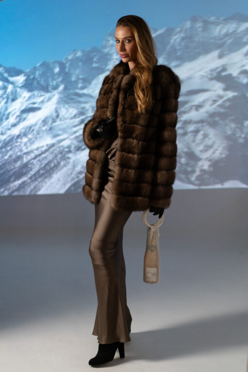 Short sable fur coat - Image 2