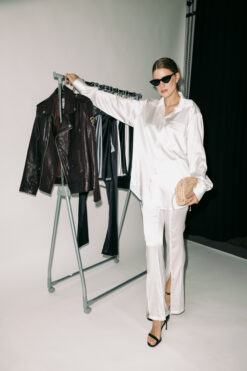 Silk button shirt & long pants pearl